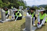 농협중앙회, 현충원서 봉사활동…호국영령에 감사의 뜻 전해